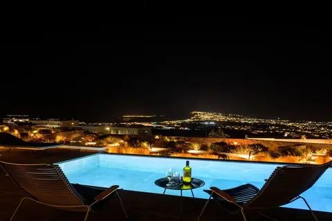 Apikia Santorini in Pyrgos — foto 20