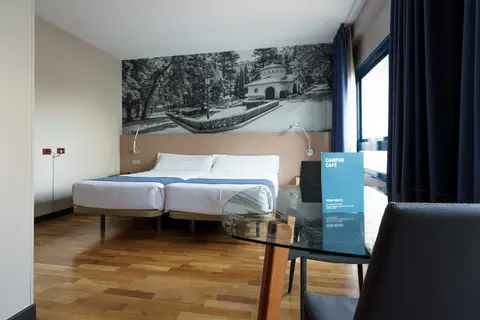 Aparthotel Campus in Oviedo — foto 7