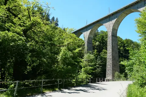 15-daagse rondreis per trein Glacier, Gotthard en Bernina Express in Birmensdorf (ZH) — foto 5