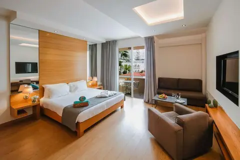 Napa Plaza Hotel in Αγία Νάπα — foto 7