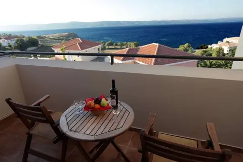 Sunrise Resort in Μόλυβος — foto 21