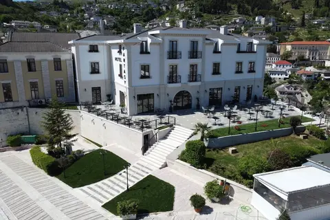 Hotel Fantasy in Gjirokastër — foto 22