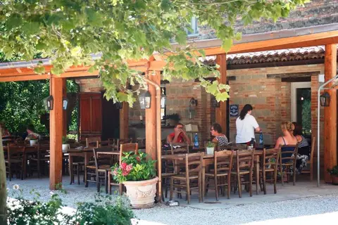 Lodges Podere Sei Poorte in Pesaro — foto 2