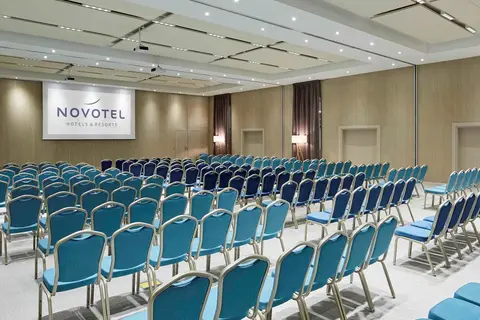 Novotel Istanbul Bosphorus in Beyoğlu — foto 22