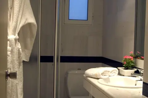 Polis Grand in Athene — foto 29
