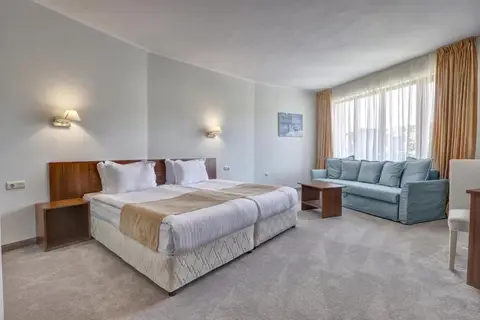 Continental Hotel in СПА център Ривиера Бийч — foto 18