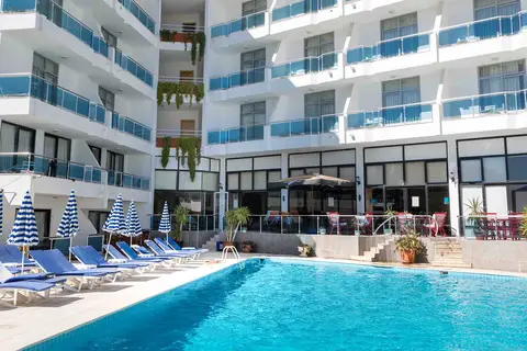 Ponz Boutique Hotel in Kuşadası