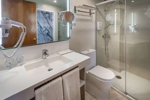 Hotel GHT Maritim in Calella — foto 17