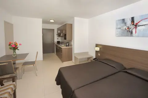 Petrosana Hotel Apts in Ayia Napa — foto 24