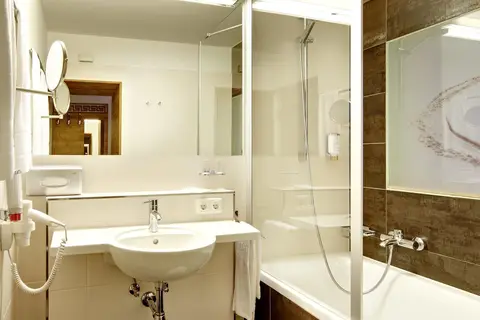 Romantikhotel Metzgerwirt in Zell am See — foto 8