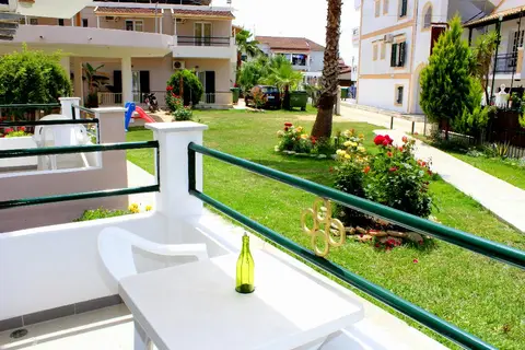 Cavos Beach House in Δημοτική Ενότητα Λευκιμμαίων — foto 12