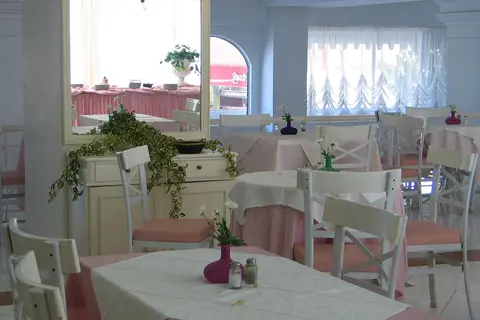Enorme Epavli Boutique in Chersonissos — foto 12