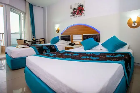 Kleopatra Ada Beach in Alanya — foto 16