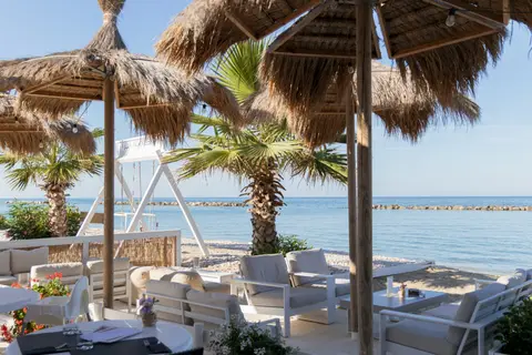 Villa Alwin Beach Resort in Cupra Marittima — foto 3