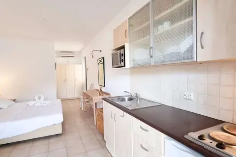 Penelope Hotel in Ιαλυσός — foto 9