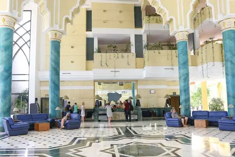 Royal Garden Palace in سيدي يأتي — foto 24