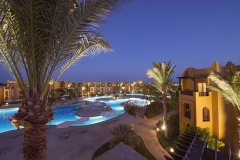 Stella Makadi Beach Resort & Spa in Andalus Restaurant — foto 28