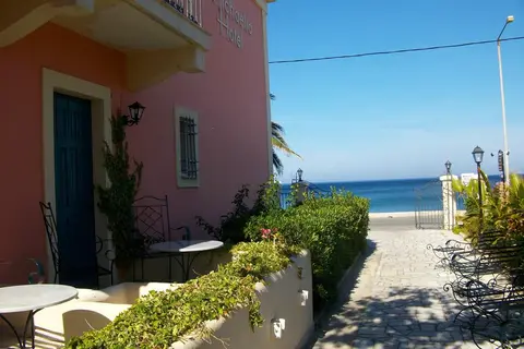 Michaelia Hotel in Πέτρα — foto 8