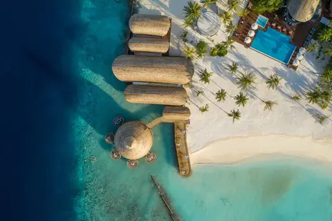 OUTRIGGER Maldives Maafushivaru Resort in Maafushivaru — foto 14