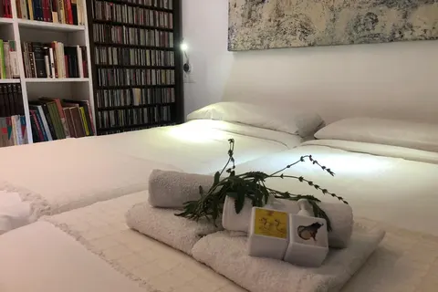 La Casa De La Luz Artist Home in Almodóvar del Río — foto 17