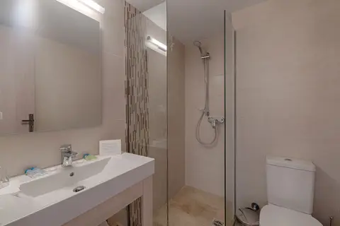 Livadi Nafsika Hotel in Ύψος — foto 6