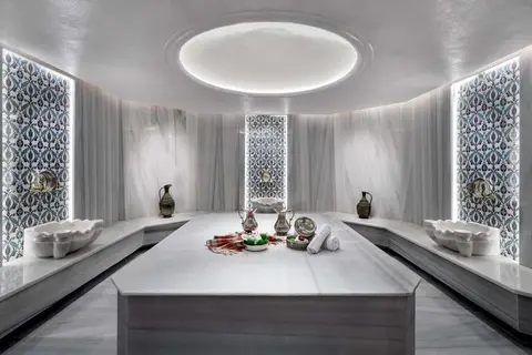 Crowne Plaza Istanbul Ortakoy Bosphorus in Beşiktaş — foto 19