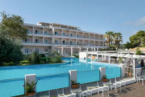Cavomarina Beach Hotel in Δημοτική Ενότητα Λευκιμμαίων — foto 2
