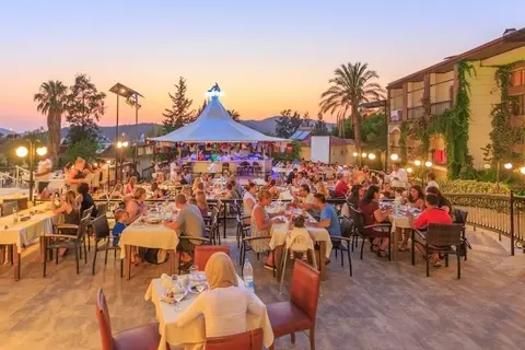 Orka World Hotel & Aquapark in Bergama — foto 26