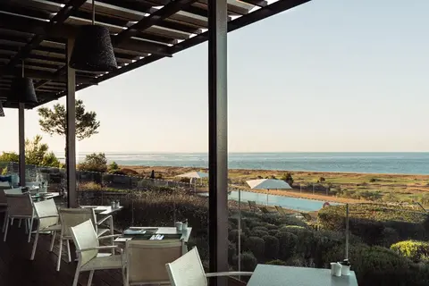 Palmares Beach House Hotel in Odiáxere — foto 21