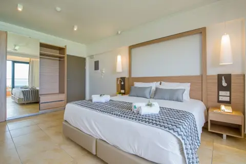 Kiani Beach Resort in Καλύβες — foto 27