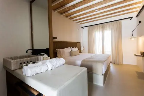 Branco Mykonos in Platys Gyalos, foto 2