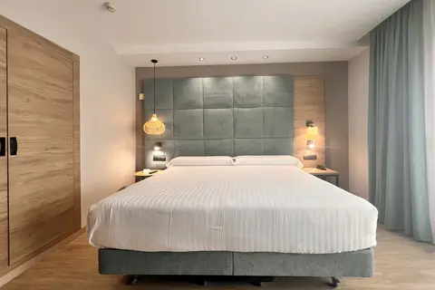 Hotel Maya Alicante in Alicante — foto 21