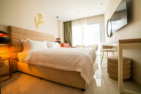 AT Herbal Hotel in Παραλίμνι — foto 26
