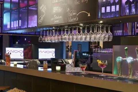 Moxy Amsterdam Schiphol Airport foto 18