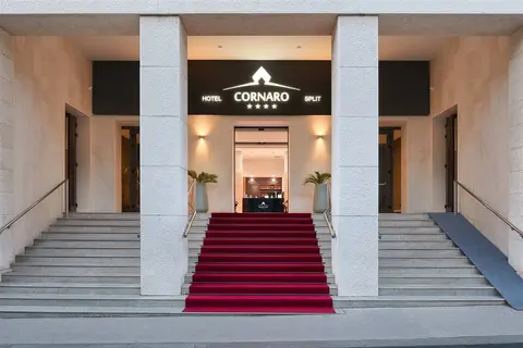 Cornaro Hotel in Verdelen — foto 11