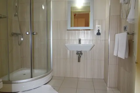 Hotel Piazza in Peshkopia — foto 11