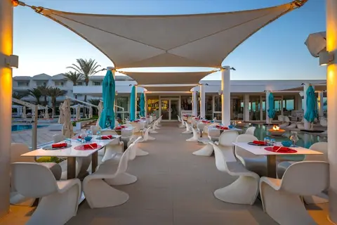 Radisson Blu Palace Resort & Thalasso, Djerba in حومة السوق — foto 21
