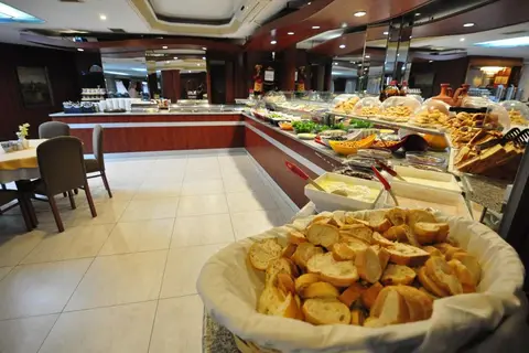 Büyük Sahinler in Fatih — foto 5
