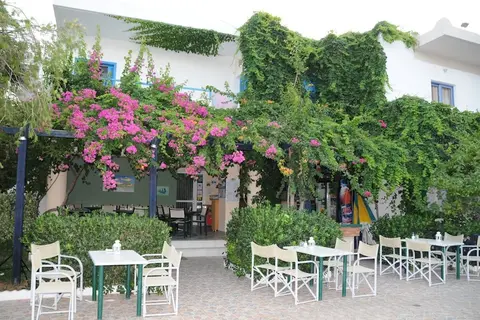 Costas & Chrysoula in Πλακιάς — foto 13