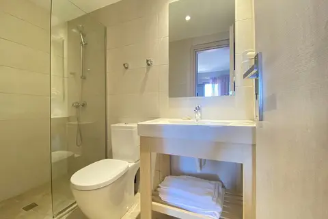 Louvre Hotel in Γουβιά — foto 24