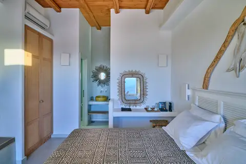 Mythic in Paros — foto 23