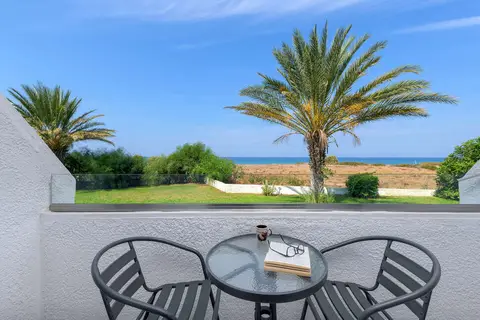 Nirvana Beach Hotel in Θεολόγος — foto 6