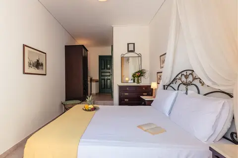 Hotel Dionysos in Dionysos Luxury Hotel, foto 16