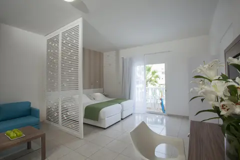 Princessa Vera Hotel Apartments in Paphos — foto 6