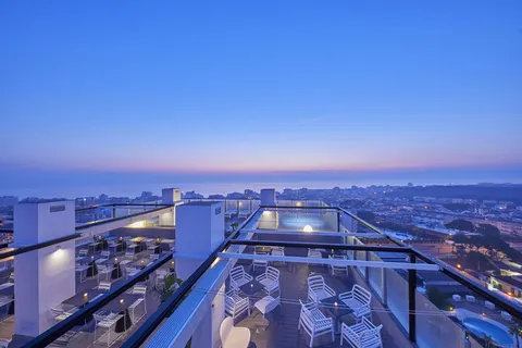 BG Tonga Tower Design Hotel & Suites foto 26