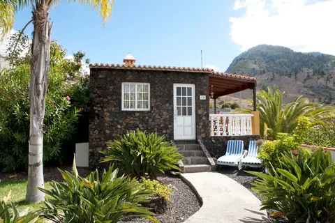 Villa & Casitas Caldera in Palma del Río