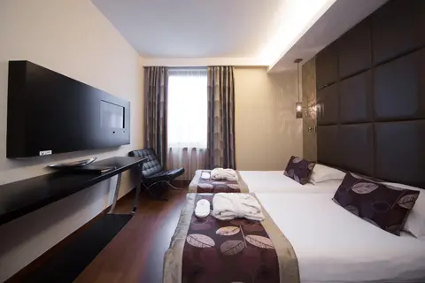 Continental Hotel Budapest in Boedapest — foto 21