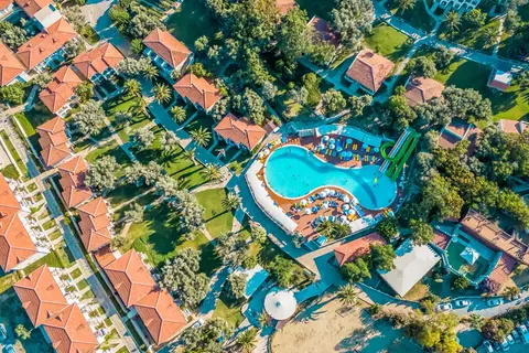 Club Resort Atlantis in Seferihisar — foto 26