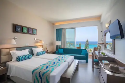 Cavo Maris Beach Hotel in Παραλίμνι — foto 21