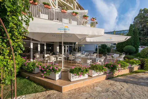 Madara Park Hotel in Златни пясъци — foto 2
